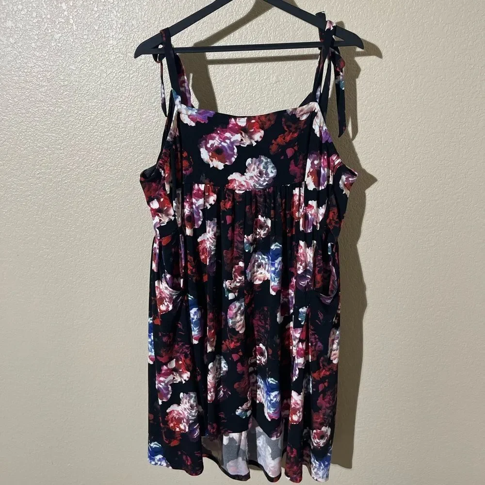 Sold  - Picture 2 of 7